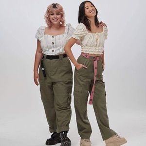 BNWT LUCY & YAK Jayden cargo pants!